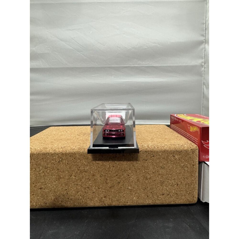 2023 Hot Wheels RLC 1991 BMW M3 E30 Spectraflame Red HNL25 Real Riders 1/64 - Picture 3 of 16